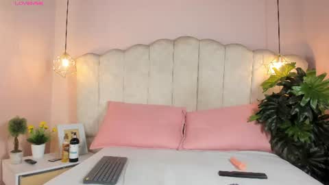 Agatha Blackwood  online show from 06/24/26, 11:42