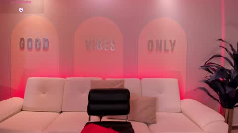 Agatha online show from 02/03/25, 10:36