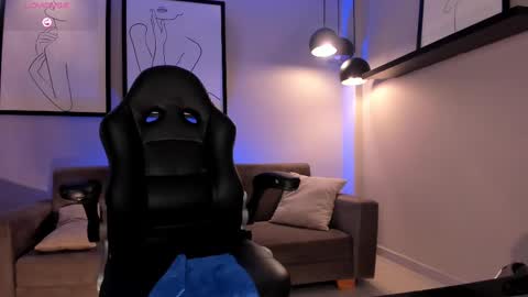 Agatha online show from 02/10/25, 02:08