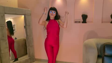 Agatha online show from 10/02/25, 07:43