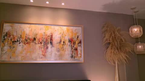 Agatha online show from 12/04/25, 08:28