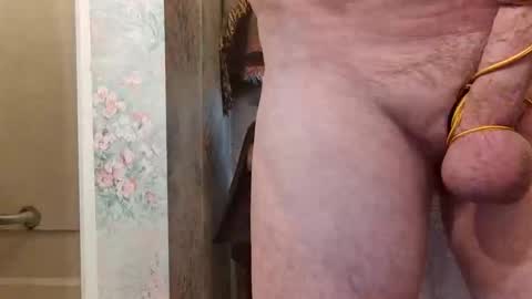 Snapshot of agedhardwood59618233 chatting on 10/11/25, 09:35 agedhardwood59618233 online show from 10/11/25, 09:35