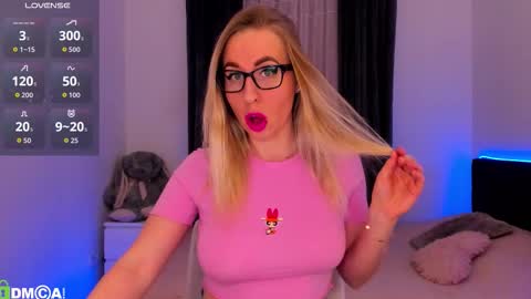 Polly online show from 02/10/26, 03:38