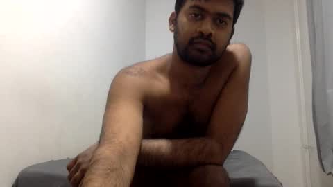 Snapshot of aggaggs chatting on 10/21/25, 04:24 aggaggs online show from 10/21/25, 04:24