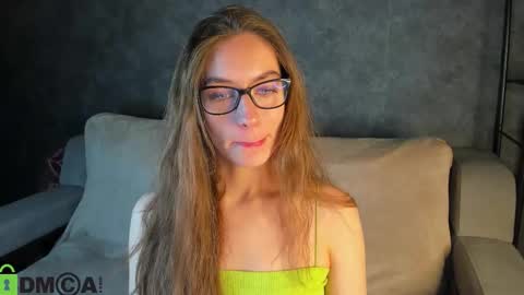 Snapshot of agnes_wells chatting on 10/14/25, 09:21 agnes wells online show from 10/14/25, 09:21