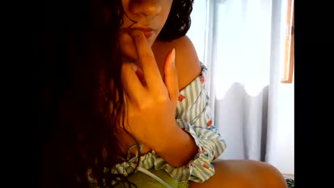 Snapshot of agnesethereal chatting on 12/17/25, 06:14 agnesethereal online show from 12/17/25, 06:14