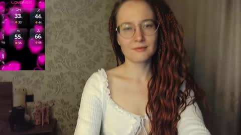 Snapshot of agnesgraham chatting on 10/08/25, 04:26 Agnes online show from 10/08/25, 04:26