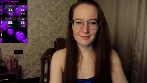 Snapshot of agnesgraham chatting on 11/25/25, 01:55 Agnes online show from 11/25/25, 01:55