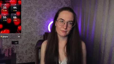 Agnes online show from 03/25/26, 10:49