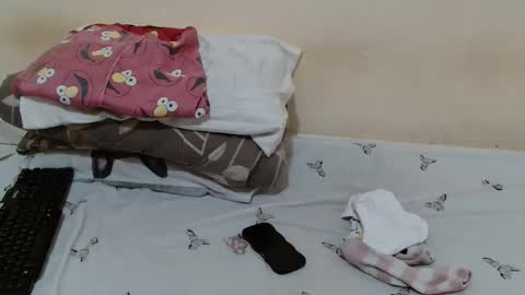 aguas online show from 04/08/26, 03:06