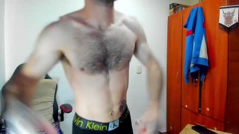 Snapshot of aguslover chatting on 12/05/24, 06:00 Agustin online show from 12/05/24, 06:00