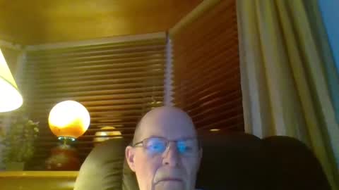 Snapshot of aguynrkfrd chatting on 01/24/25, 10:11 aguynrkfrd online show from 01/24/25, 10:11