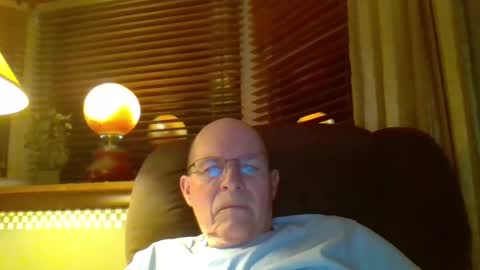 Snapshot of aguynrkfrd chatting on 02/25/25, 10:26 aguynrkfrd online show from 02/25/25, 10:26