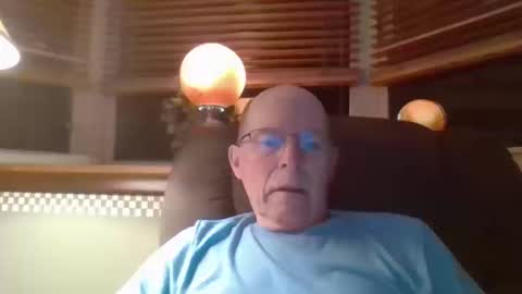 Snapshot of aguynrkfrd chatting on 10/10/25, 09:52 aguynrkfrd online show from 10/10/25, 09:52