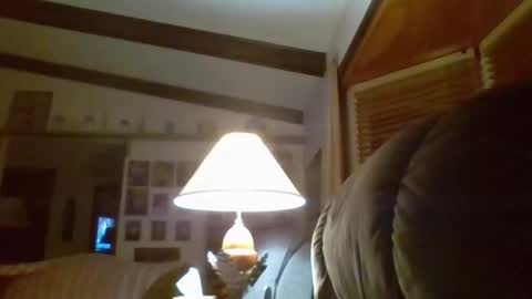 Snapshot of aguynrkfrd chatting on 12/19/25, 09:38 aguynrkfrd online show from 12/19/25, 09:38