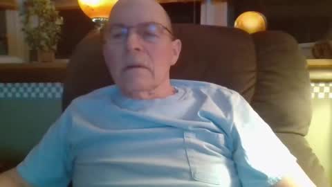 Snapshot of aguynrkfrd chatting on 02/08/26, 10:18 aguynrkfrd online show from 02/08/26, 10:18