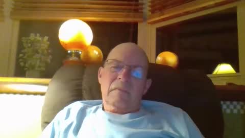 Snapshot of aguynrkfrd chatting on 04/04/26, 09:29 aguynrkfrd online show from 04/04/26, 09:29