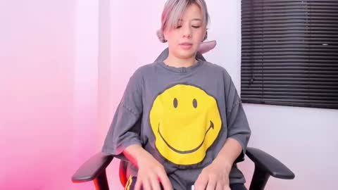 Ahmara  online show from 11/19/25, 11:32