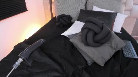 Ahmara  online show from 02/23/26, 12:46