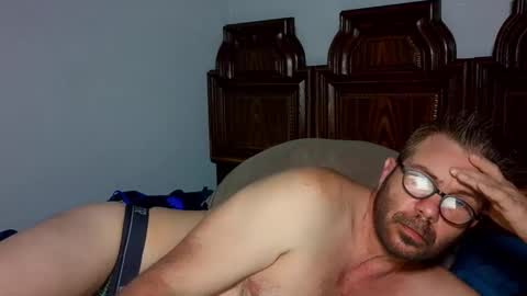 Blue Eyed Handsome Man online show from 03/05/26, 01:23