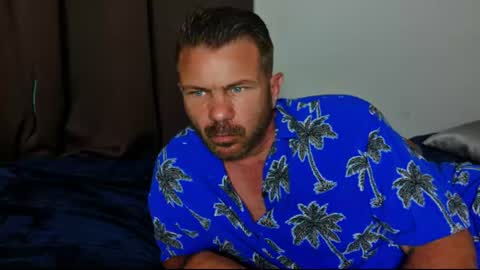 Blue Eyed Handsome Man online show from 07/04/26, 01:23