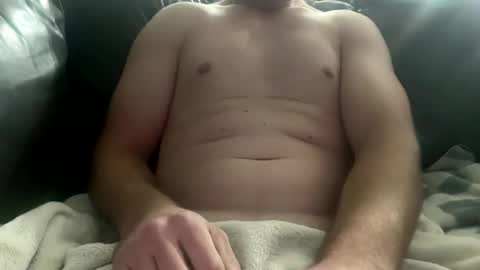 Snapshot of ahdjrucnsjwncnd chatting on 09/29/25, 02:27 Nick online show from 09/29/25, 02:27