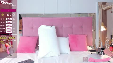 Snapshot of ahincale chatting on 11/10/25, 08:08 AHINOA online show from 11/10/25, 08:08