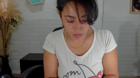 Ahisha online show from 03/05/25, 03:07