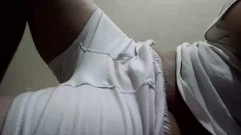 ahmed1235698 online show from 11/07/25, 10:21