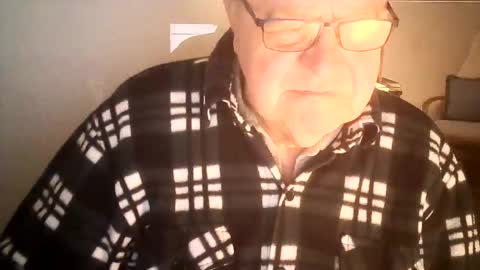 Snapshot of ahmole chatting on 12/16/24, 07:37 Ole online show from 12/16/24, 07:37