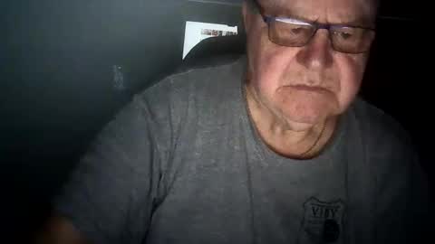 Snapshot of ahmole chatting on 12/26/24, 06:19 Ole online show from 12/26/24, 06:19