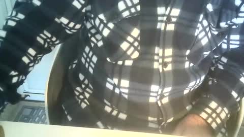 Snapshot of ahmole chatting on 12/27/24, 09:17 Ole online show from 12/27/24, 09:17