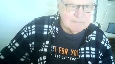 Snapshot of ahmole chatting on 01/01/25, 12:33 Ole online show from 01/01/25, 12:33