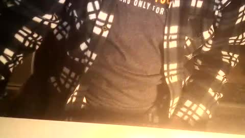 Snapshot of ahmole chatting on 01/18/25, 07:17 Ole online show from 01/18/25, 07:17