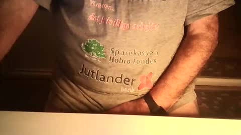 Snapshot of ahmole chatting on 11/04/25, 12:10 Ole online show from 11/04/25, 12:10