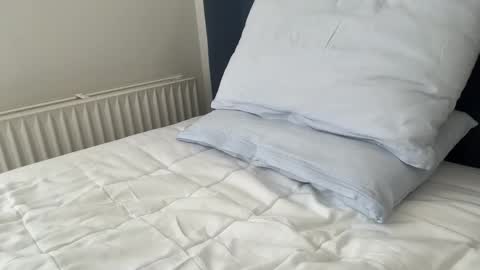 Snapshot of ahothungstud69 chatting on 09/23/25, 10:40 Tommy online show from 09/23/25, 10:40