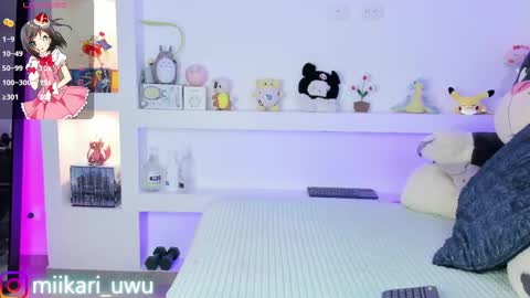 Snapshot of ahri_elderwood chatting on 02/10/25, 04:30 Ahri help me get to 100 online show from 02/10/25, 04:30