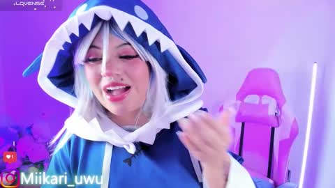 Ahri help me get to 100  online show from 12/23/25, 05:05