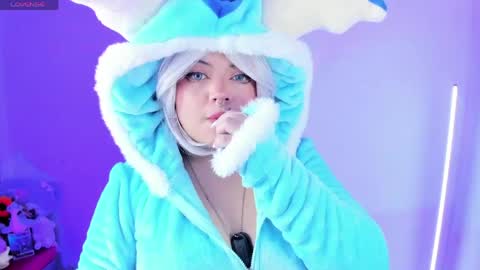 Ahri help me get to 100  online show from 04/17/26, 03:09