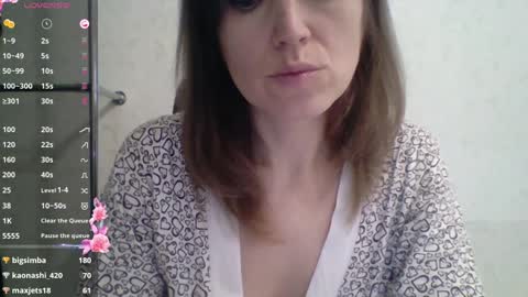 Snapshot of ahtena chatting on 02/04/25, 10:43 Ahtena online show from 02/04/25, 10:43