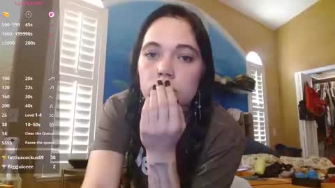 Kat online show from 04/17/26, 11:19