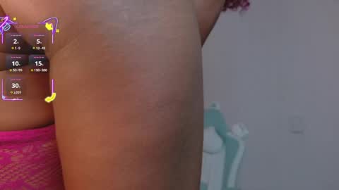 Snapshot of ahvi_ebony chatting on 04/15/26, 02:35 Ahvi Ebony online show from 04/15/26, 02:35