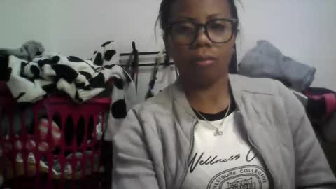 Aicha boobs online show from 05/16/26, 05:12