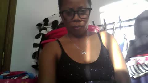 Aicha boobs online show from 05/17/26, 12:45