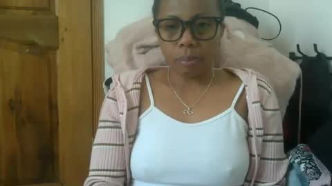 Aicha boobs online show from 06/30/26, 06:47