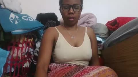 Aicha boobs online show from 07/29/26, 07:17