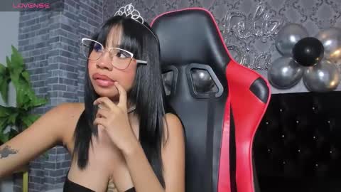 Aida online show from 11/15/25, 12:30