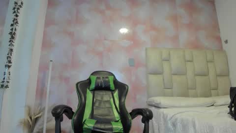 karoline  online show from 03/21/26, 02:27