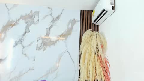 Aida  online show from 02/25/25, 06:31