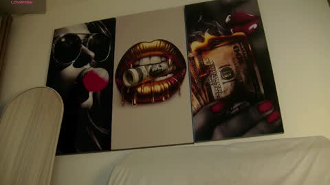 Aida  online show from 09/22/25, 09:33